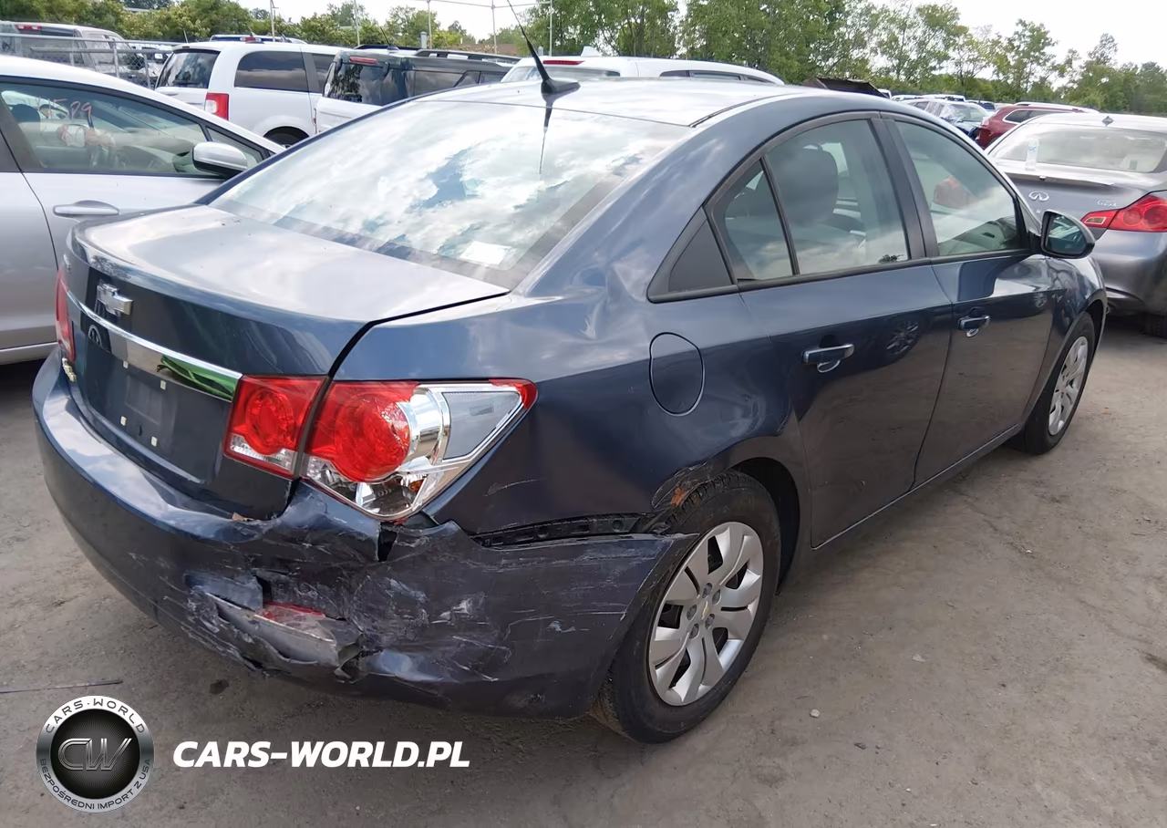 2014 Chevrolet Cruze Ls Auto VIN:1G1PA5SH3E7218520 - 4