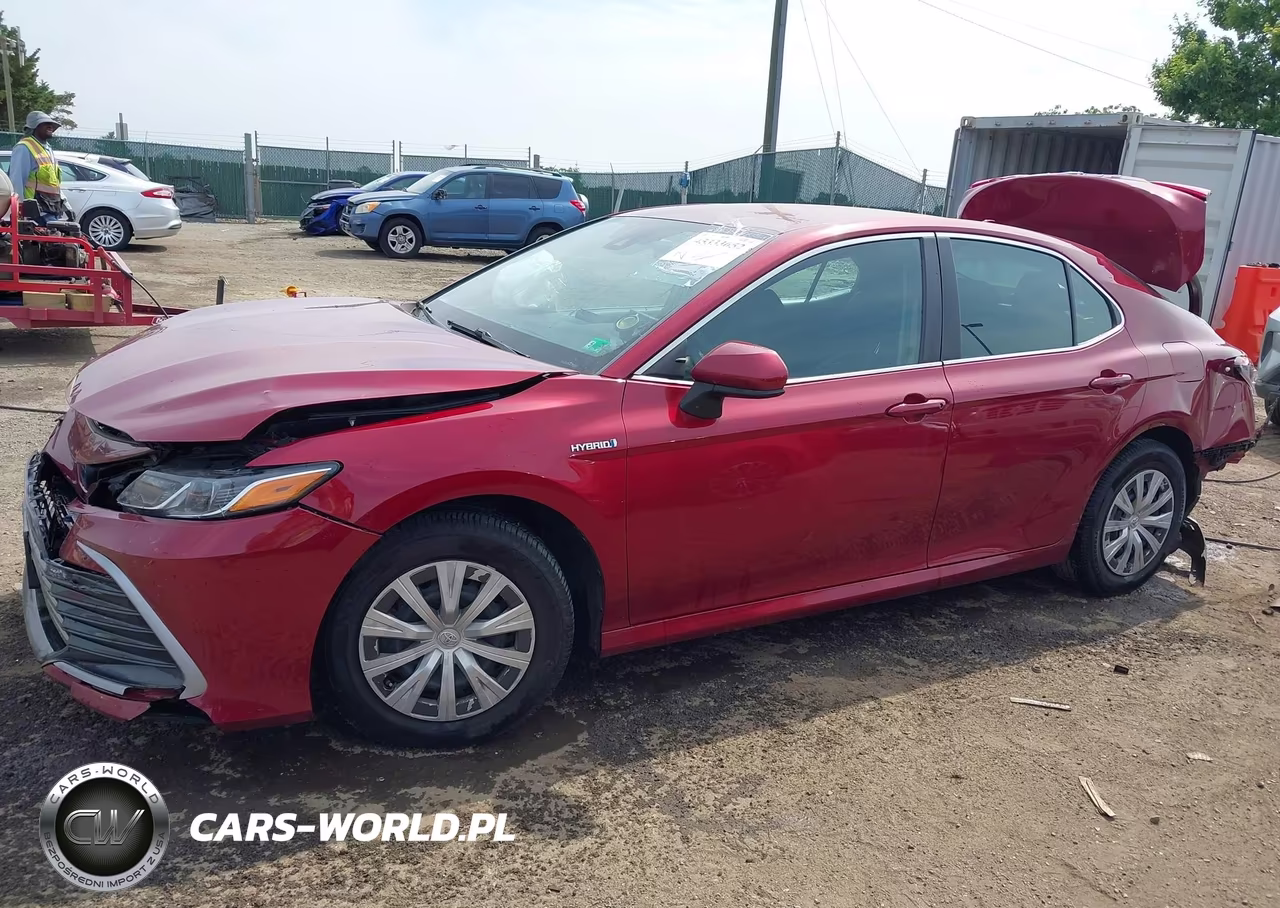 2021 Toyota Camry Le Hybrid VIN:4T1C31AK4MU561810 - 15