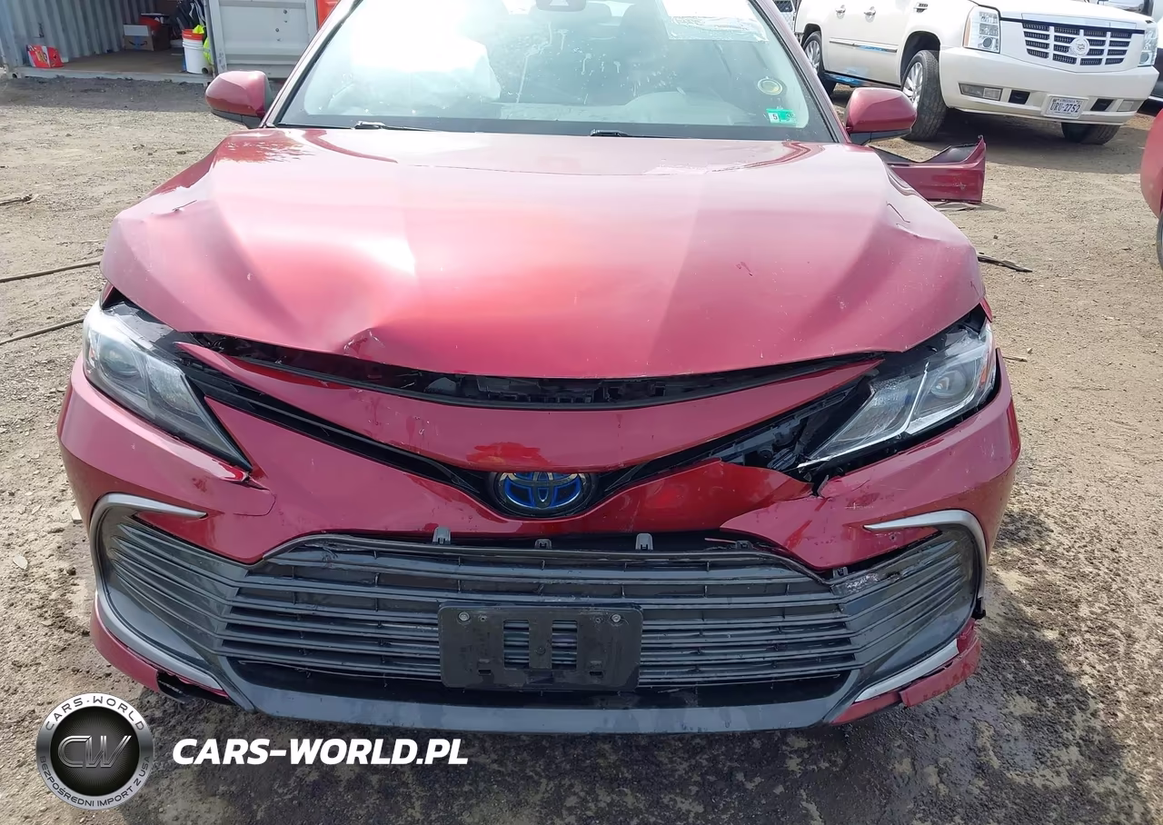2021 Toyota Camry Le Hybrid VIN:4T1C31AK4MU561810 - 18