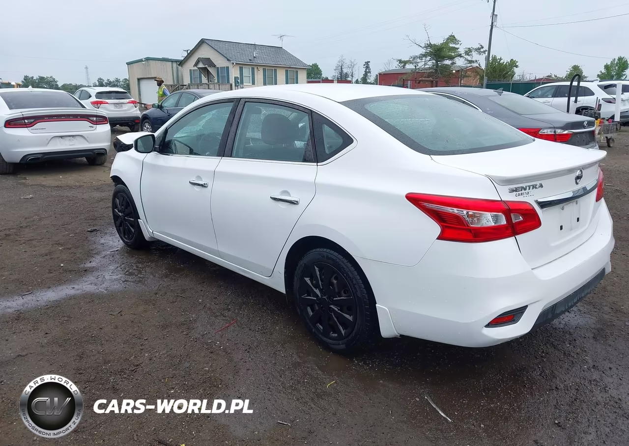 2016 Nissan Sentra Fe+ S VIN:3N1AB7AP9GY321329 - 3