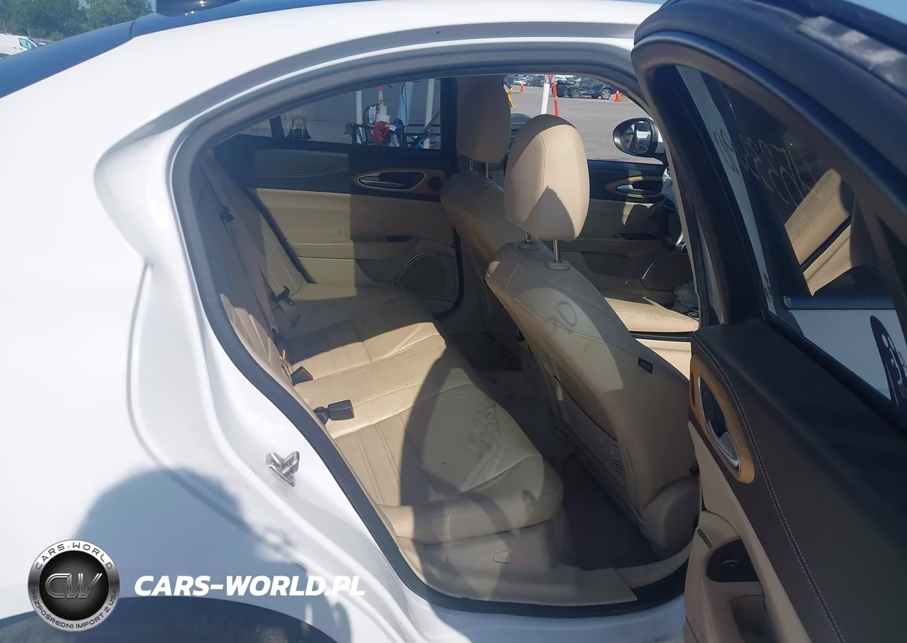 2017 Alfa Romeo Giulia Ti Awd VIN:ZARFAEEN5H7537772 - 8