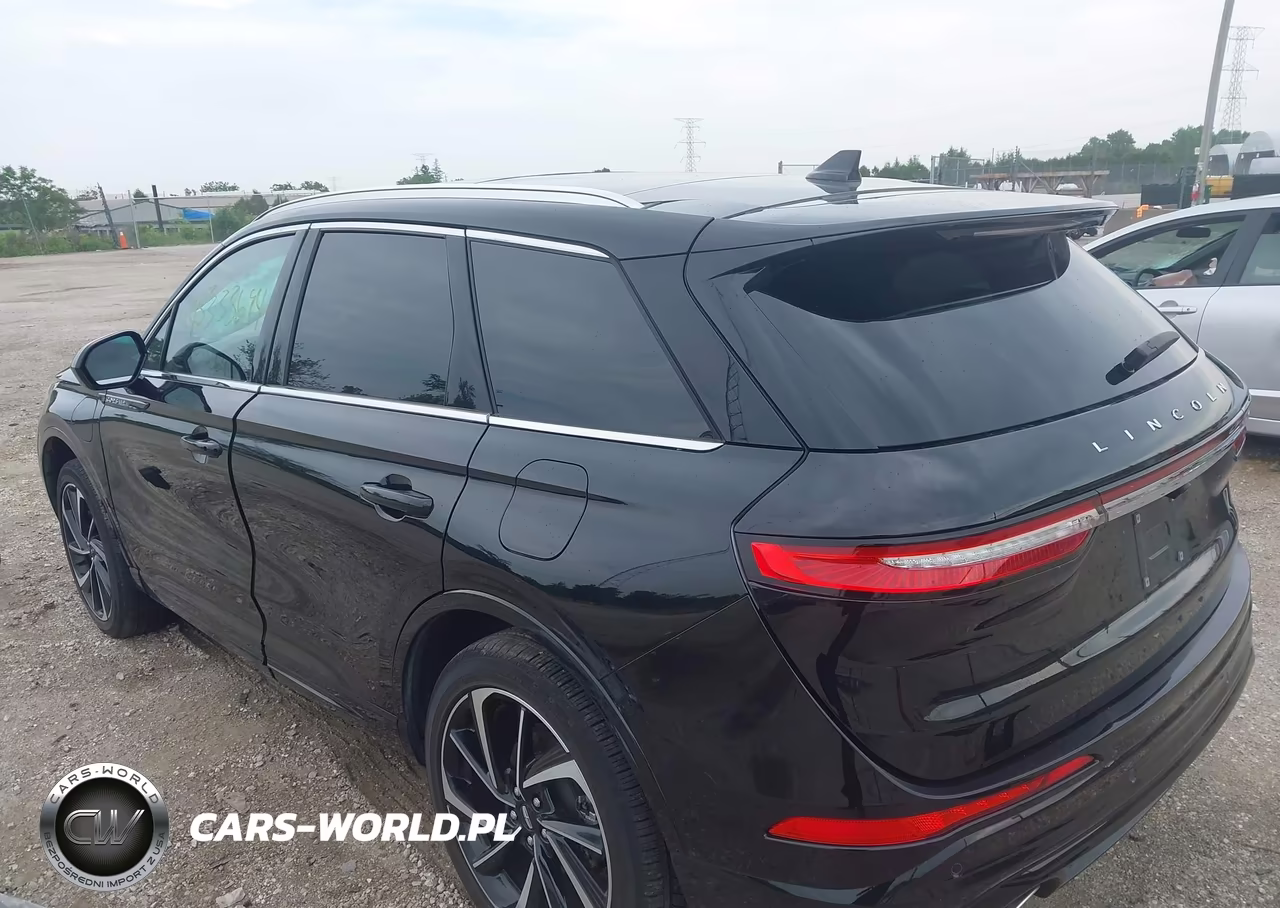 2024 Lincoln Corsair Grand Touring VIN:5LMTJ5DZ3RUL01697 - 3