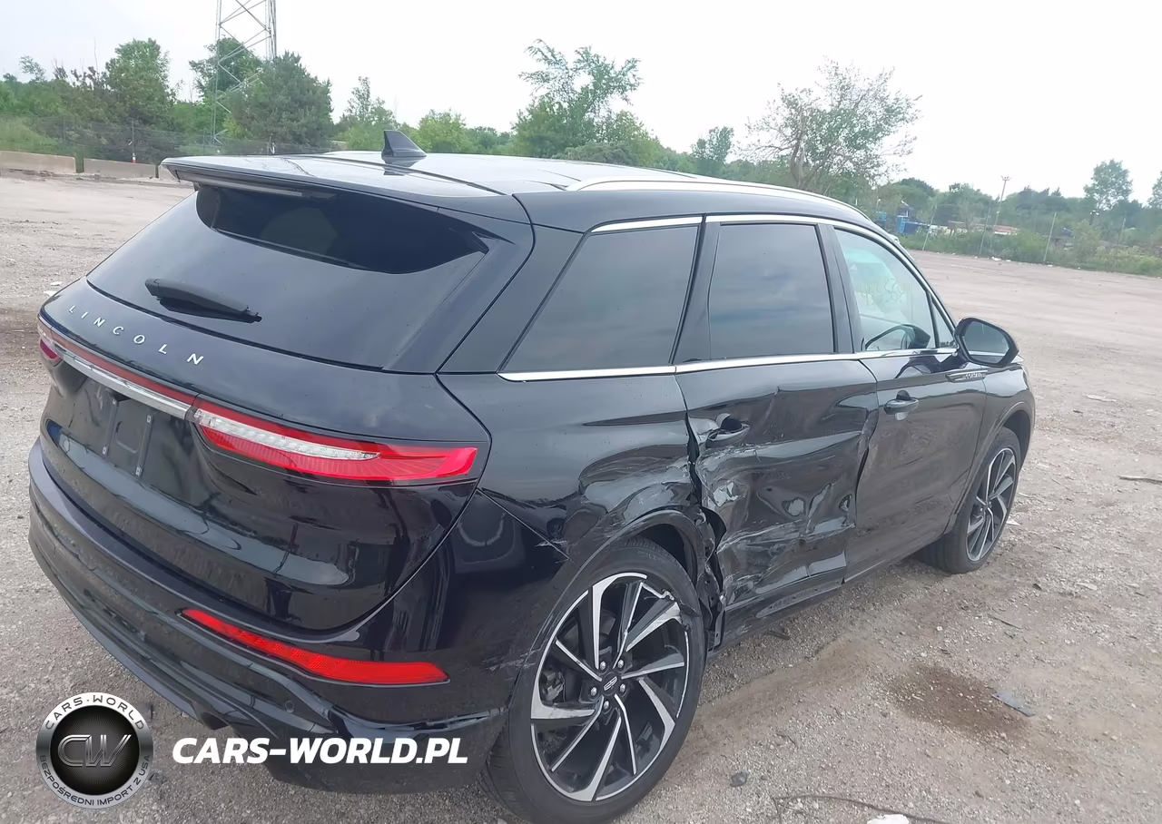 2024 Lincoln Corsair Grand Touring VIN:5LMTJ5DZ3RUL01697 - 4