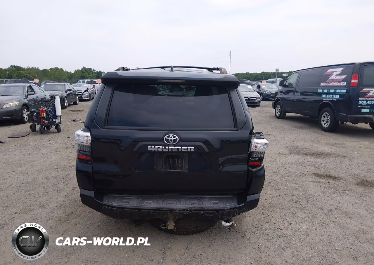 2019 Toyota 4Runner Trd Off Road Premium VIN:JTEBU5JR5K5719110 - 16