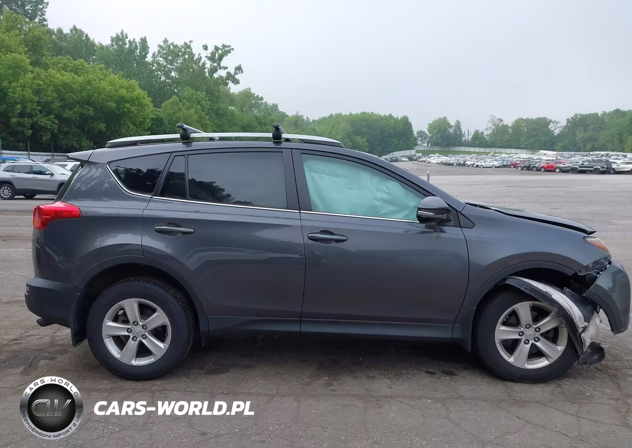 2013 Toyota Rav4 Xle VIN:2T3RFREV8DW112996 - 12