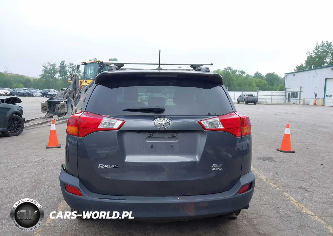 2013 Toyota Rav4 Xle VIN:2T3RFREV8DW112996 - 15