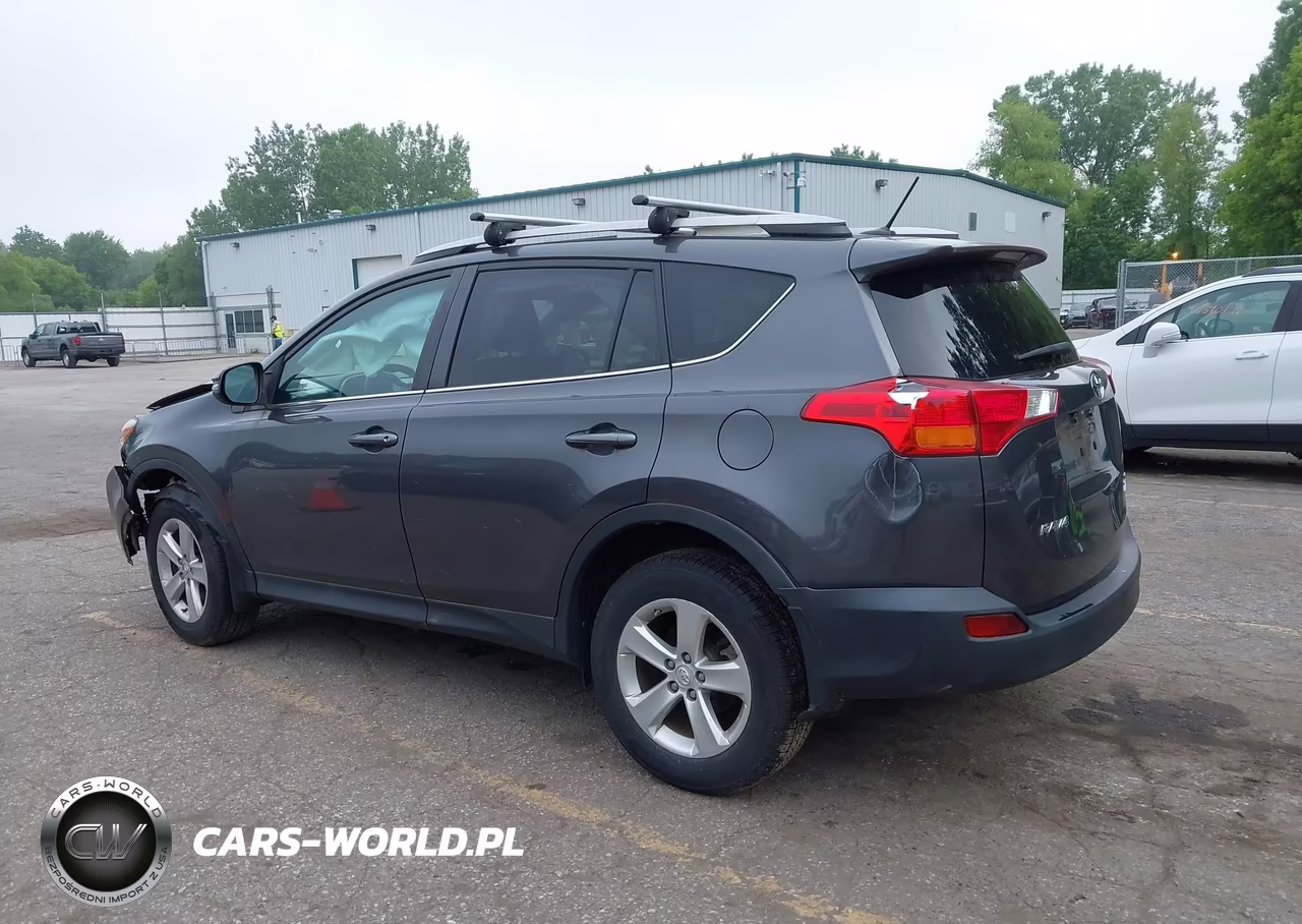 2013 Toyota Rav4 Xle VIN:2T3RFREV8DW112996 - 3