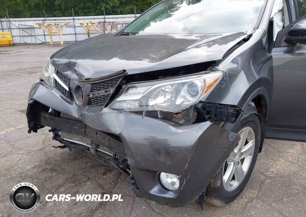 2013 Toyota Rav4 Xle VIN:2T3RFREV8DW112996 - 6