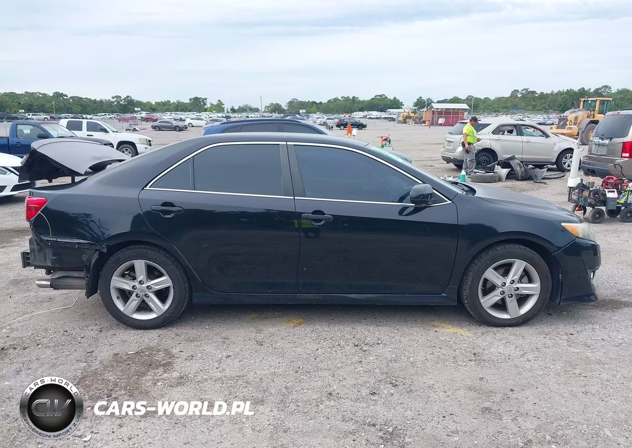 2013 Toyota Camry Se VIN:4T1BF1FK2DU294646 - 13
