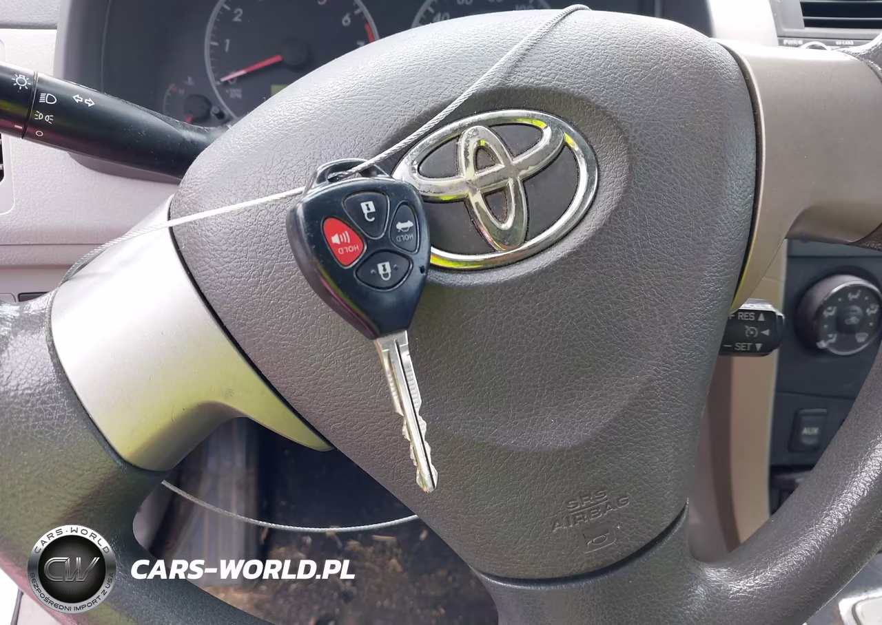 2010 Toyota Corolla Le VIN:1NXBU4EE9AZ240713 - 11