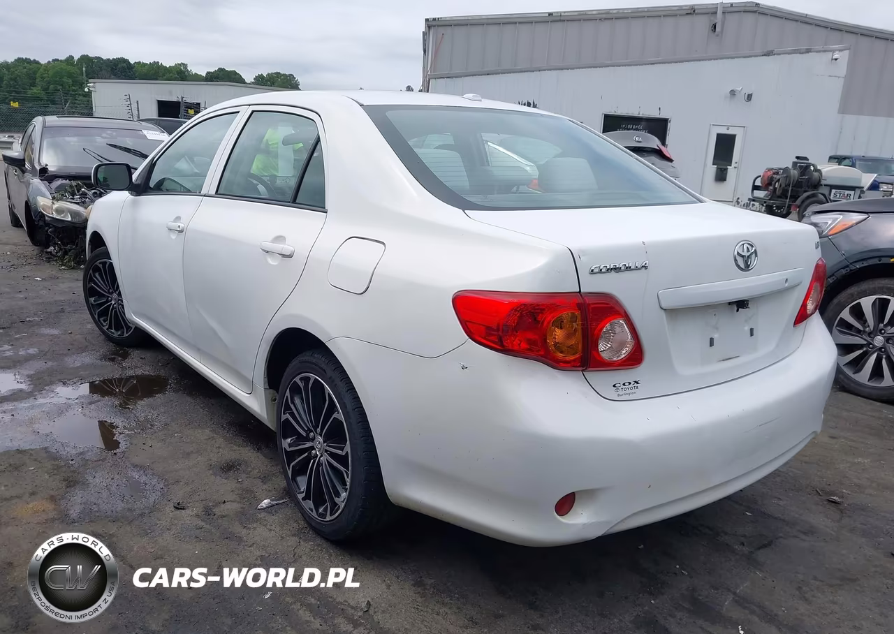 2010 Toyota Corolla Le VIN:1NXBU4EE9AZ240713 - 3