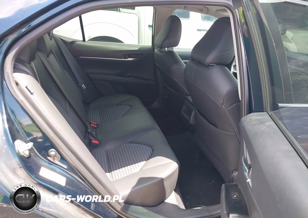 2018 Toyota Camry Se VIN:4T1B11HK1JU565266 - 8