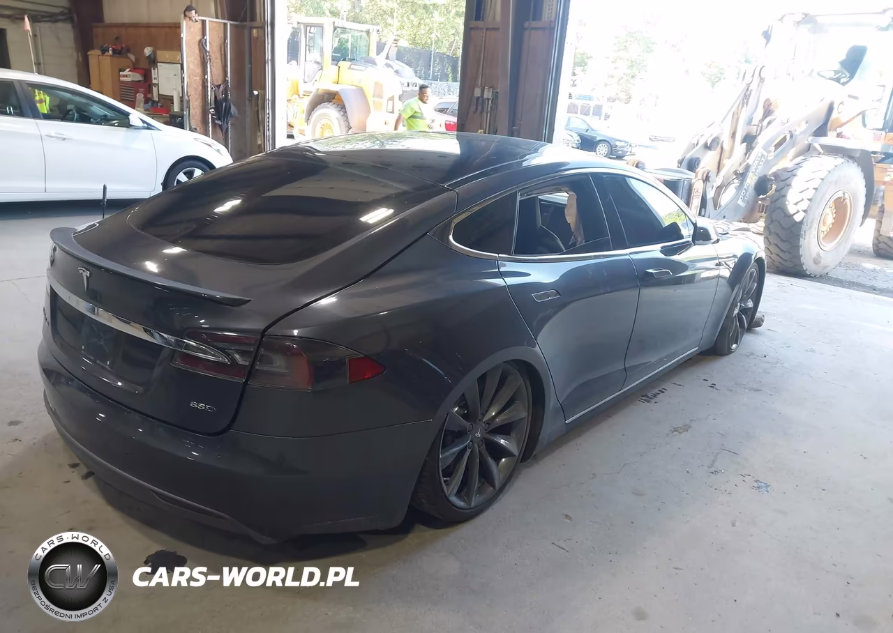 2015 Tesla Model S 70D-85D-P85D VIN:5YJSA1H27FF089805 - 4