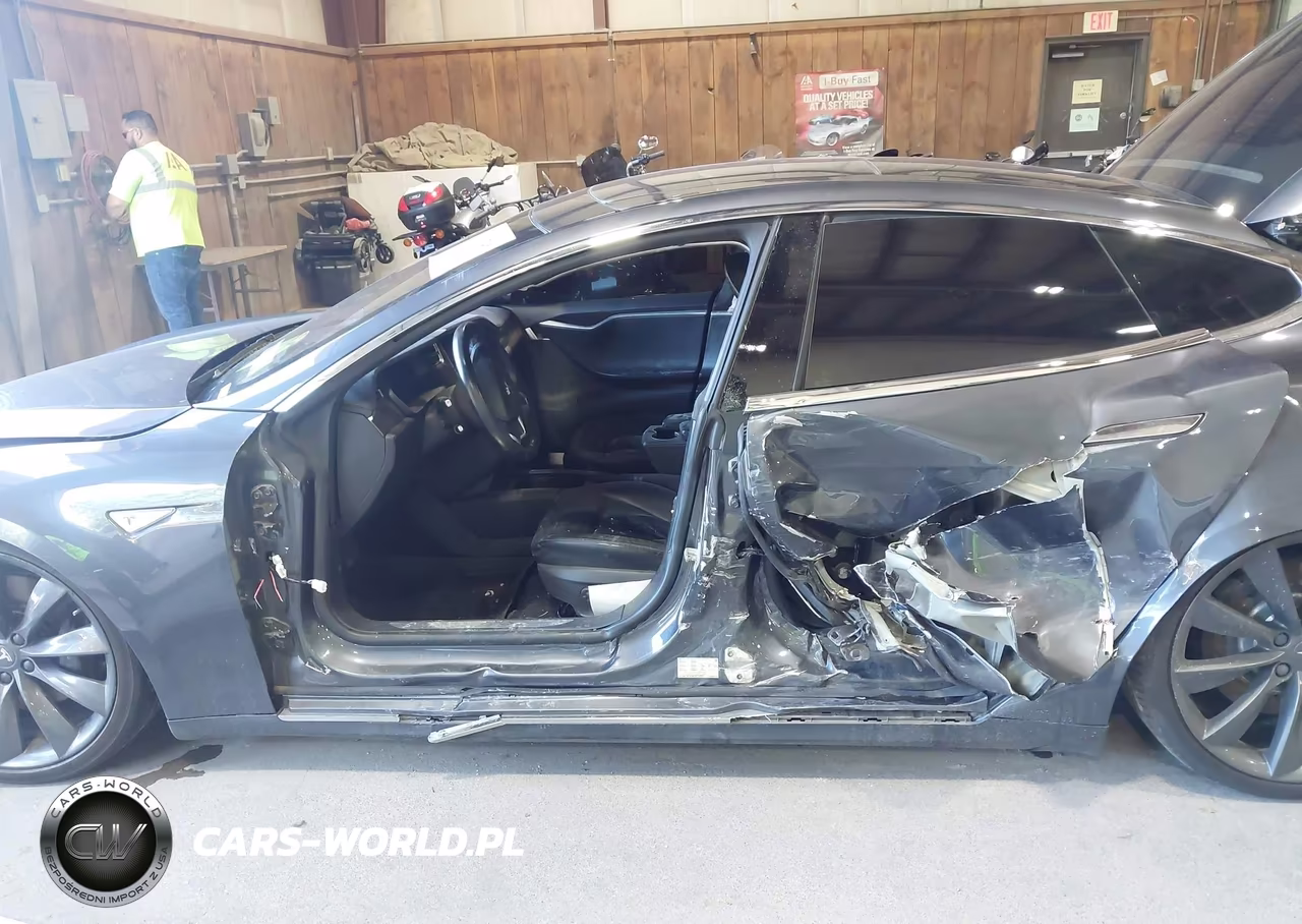 2015 Tesla Model S 70D-85D-P85D VIN:5YJSA1H27FF089805 - 6