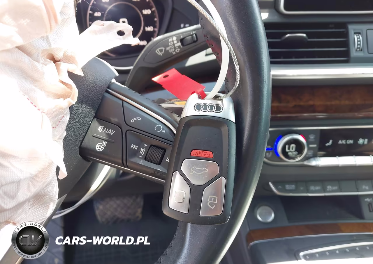 2018 Audi Q5 2.0T Premium VIN:WA1CNAFY3J2116424 - 11