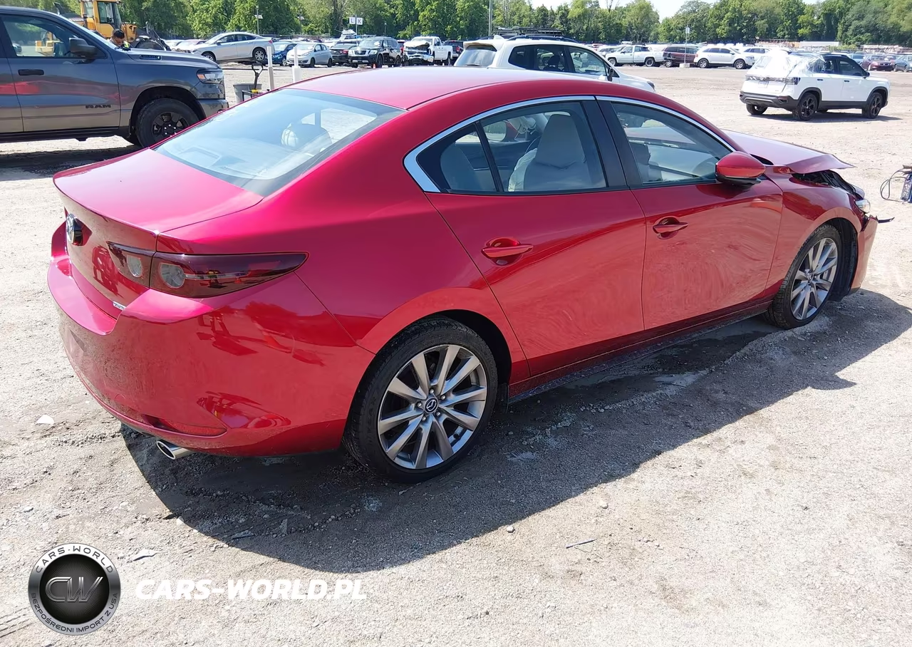 2019 Mazda Mazda3 Select Package VIN:JM1BPACL9K1112289 - 4