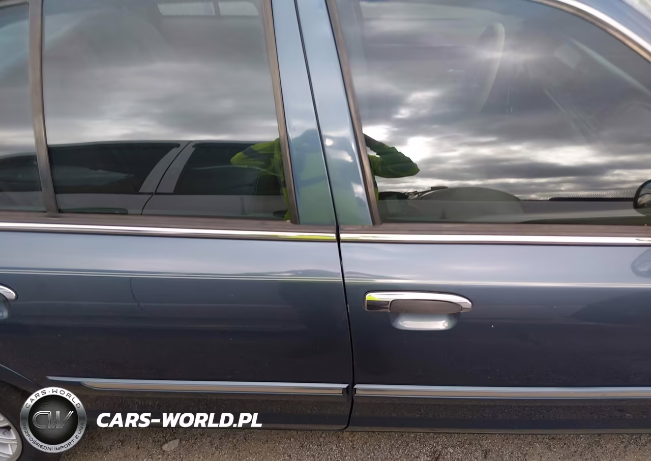 2008 Mercury Grand Marquis Ls VIN:2MEHM75V28X636063 - 13