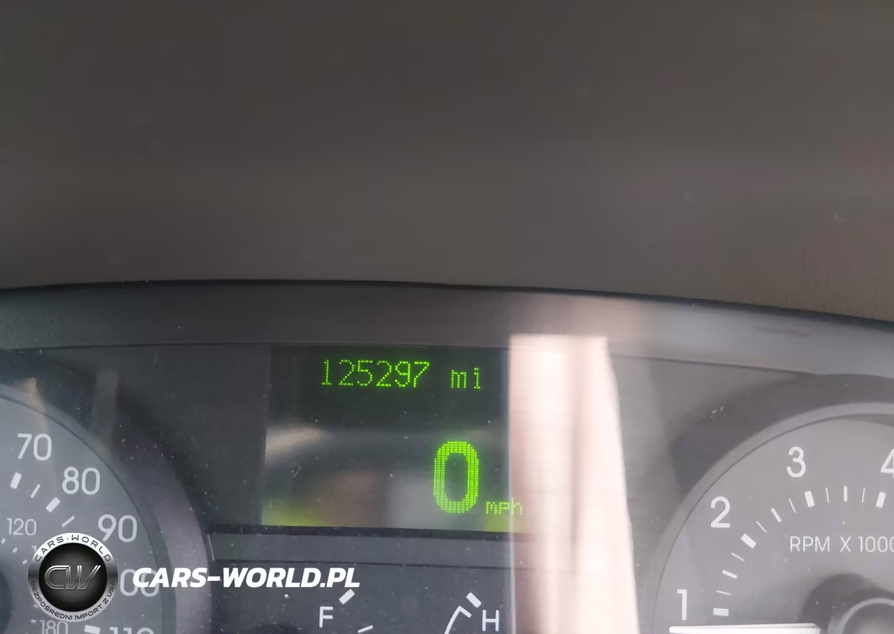 2008 Mercury Grand Marquis Ls VIN:2MEHM75V28X636063 - 15