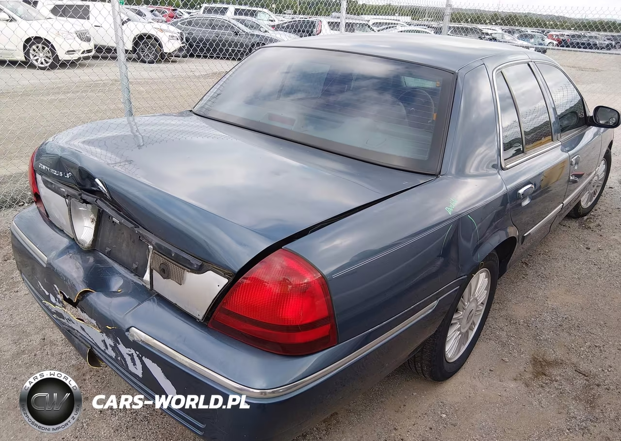 2008 Mercury Grand Marquis Ls VIN:2MEHM75V28X636063 - 4