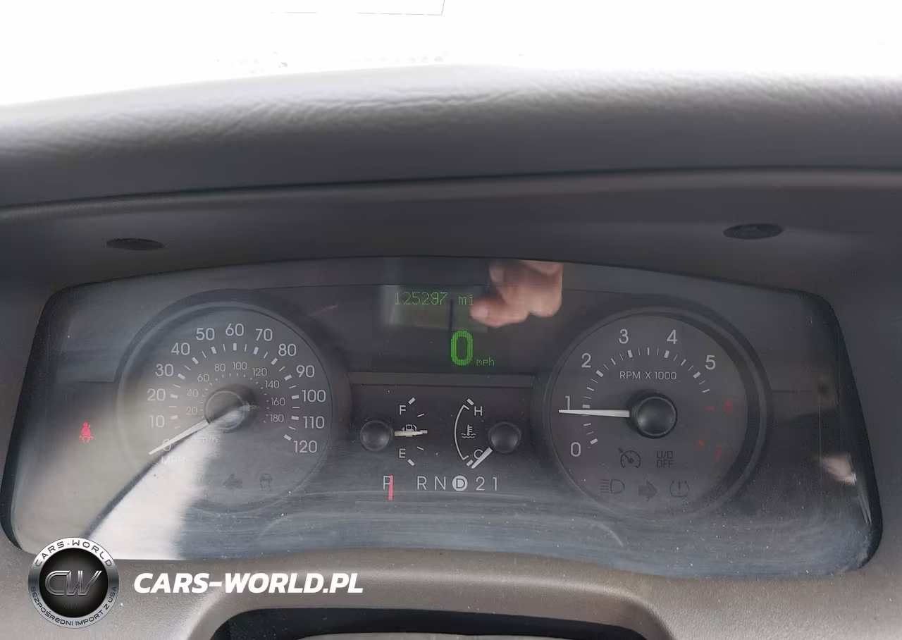2008 Mercury Grand Marquis Ls VIN:2MEHM75V28X636063 - 7