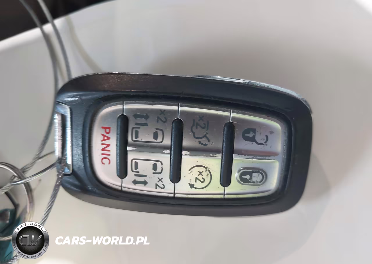 2021 Chrysler Voyager Lxi VIN:2C4RC1DG1MR509327 - 11