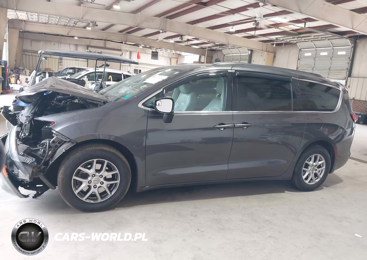 2021 Chrysler Voyager Lxi VIN:2C4RC1DG1MR509327 - 14
