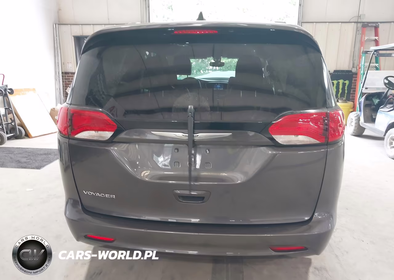 2021 Chrysler Voyager Lxi VIN:2C4RC1DG1MR509327 - 16