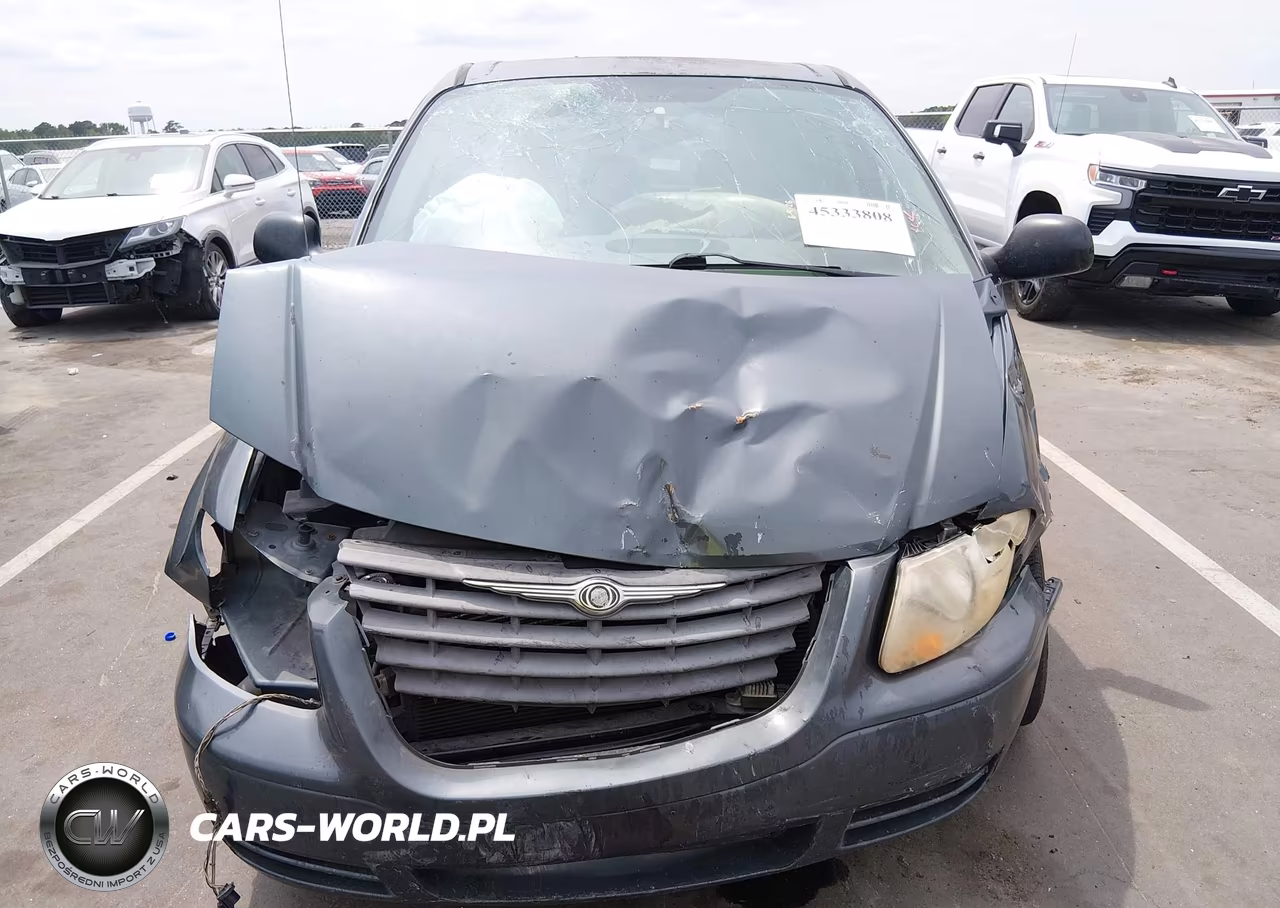2006 Chrysler Town & Country VIN:1A4GP45R26B645233 - 12