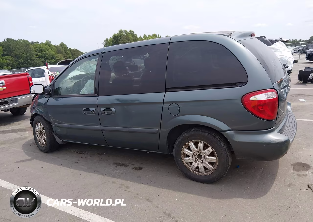 2006 Chrysler Town & Country VIN:1A4GP45R26B645233 - 14