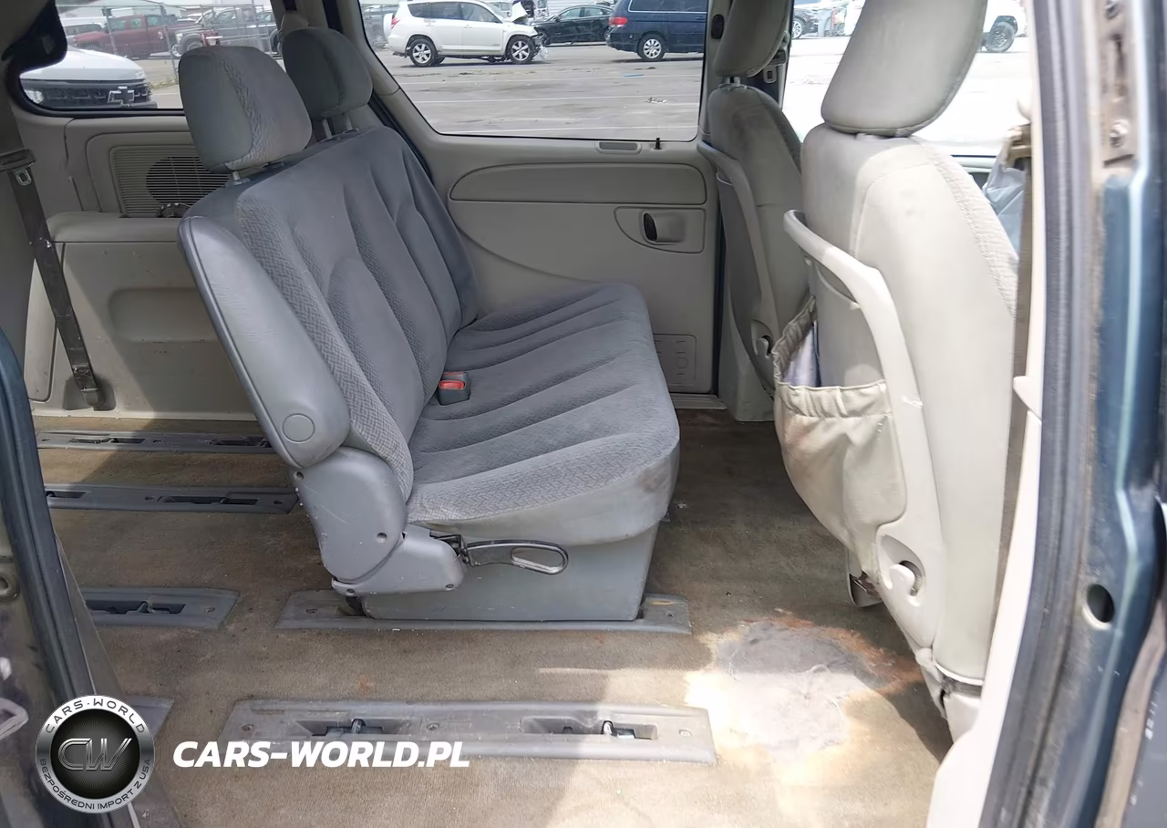 2006 Chrysler Town & Country VIN:1A4GP45R26B645233 - 8