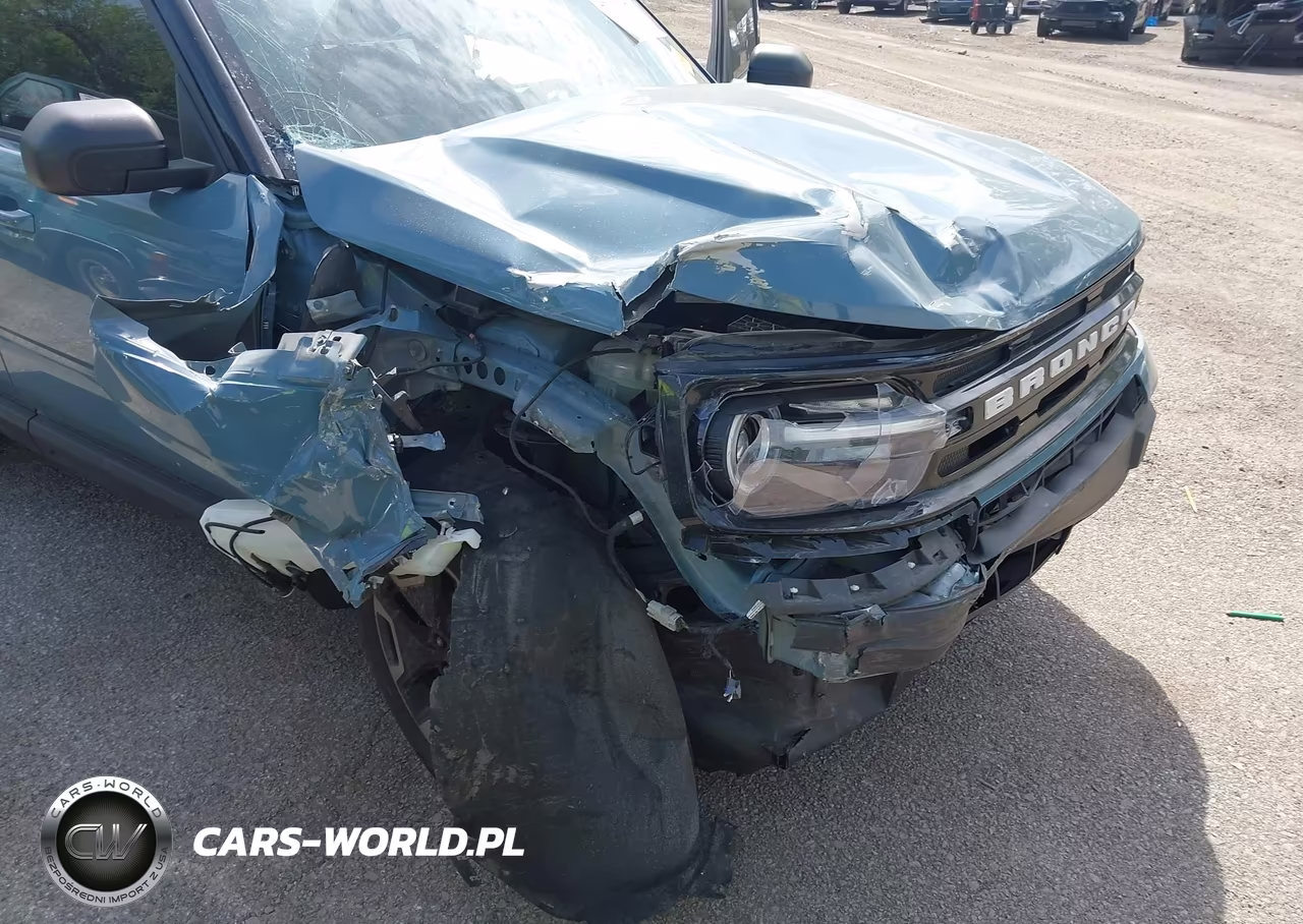2021 Ford Bronco Sport Outer Banks VIN:3FMCR9C69MRB14233 - 6
