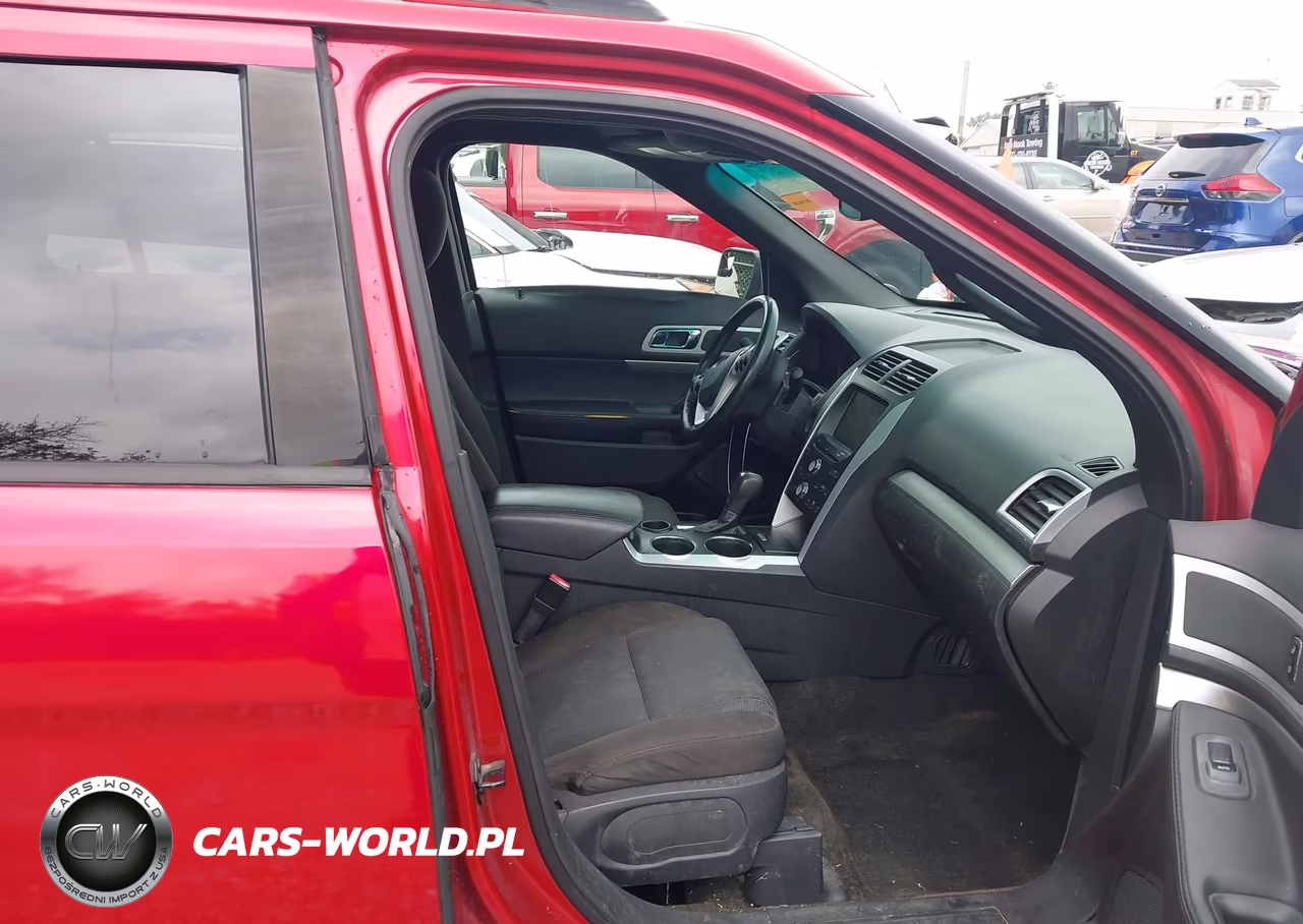 2012 Ford Explorer Xlt VIN:1FMHK7D85CGA16157 - 5