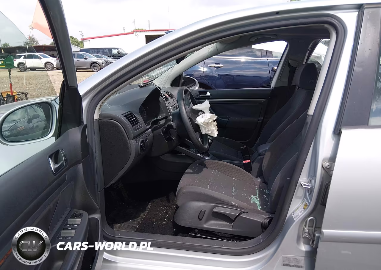 2007 Volkswagen Rabbit 4-Door (A6) VIN:WVWDR71K67W059903 - 5