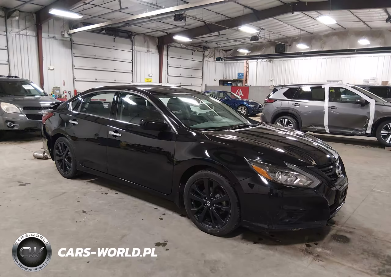2018 Nissan Altima 2.5 Sr – zdjęcie 1 z 17