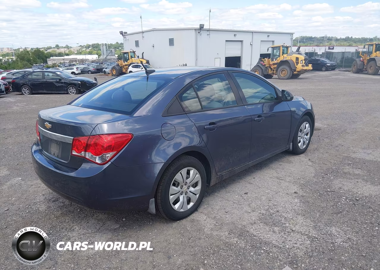 2013 Chevrolet Cruze Ls Auto VIN:1G1PA5SG5D7304417 - 4