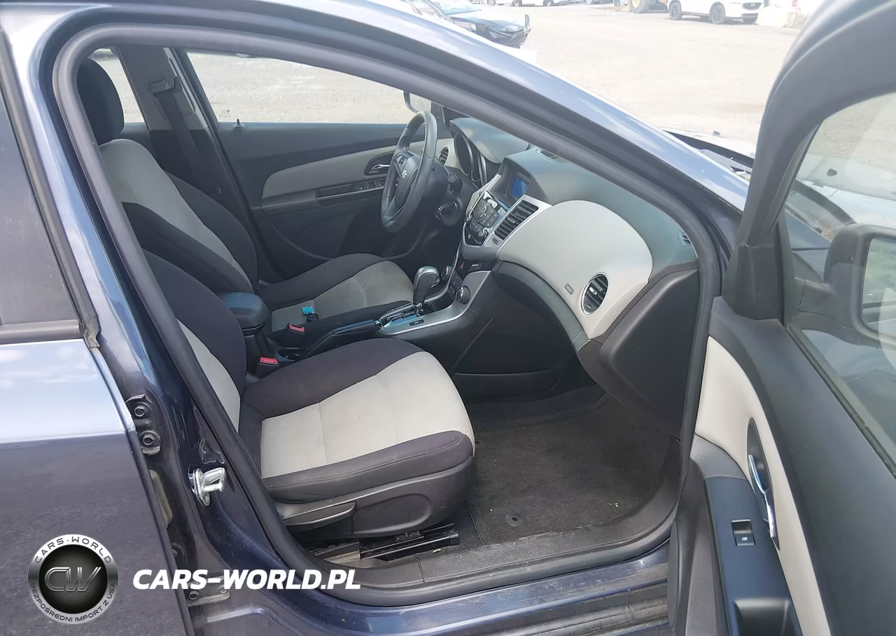 2013 Chevrolet Cruze Ls Auto VIN:1G1PA5SG5D7304417 - 5
