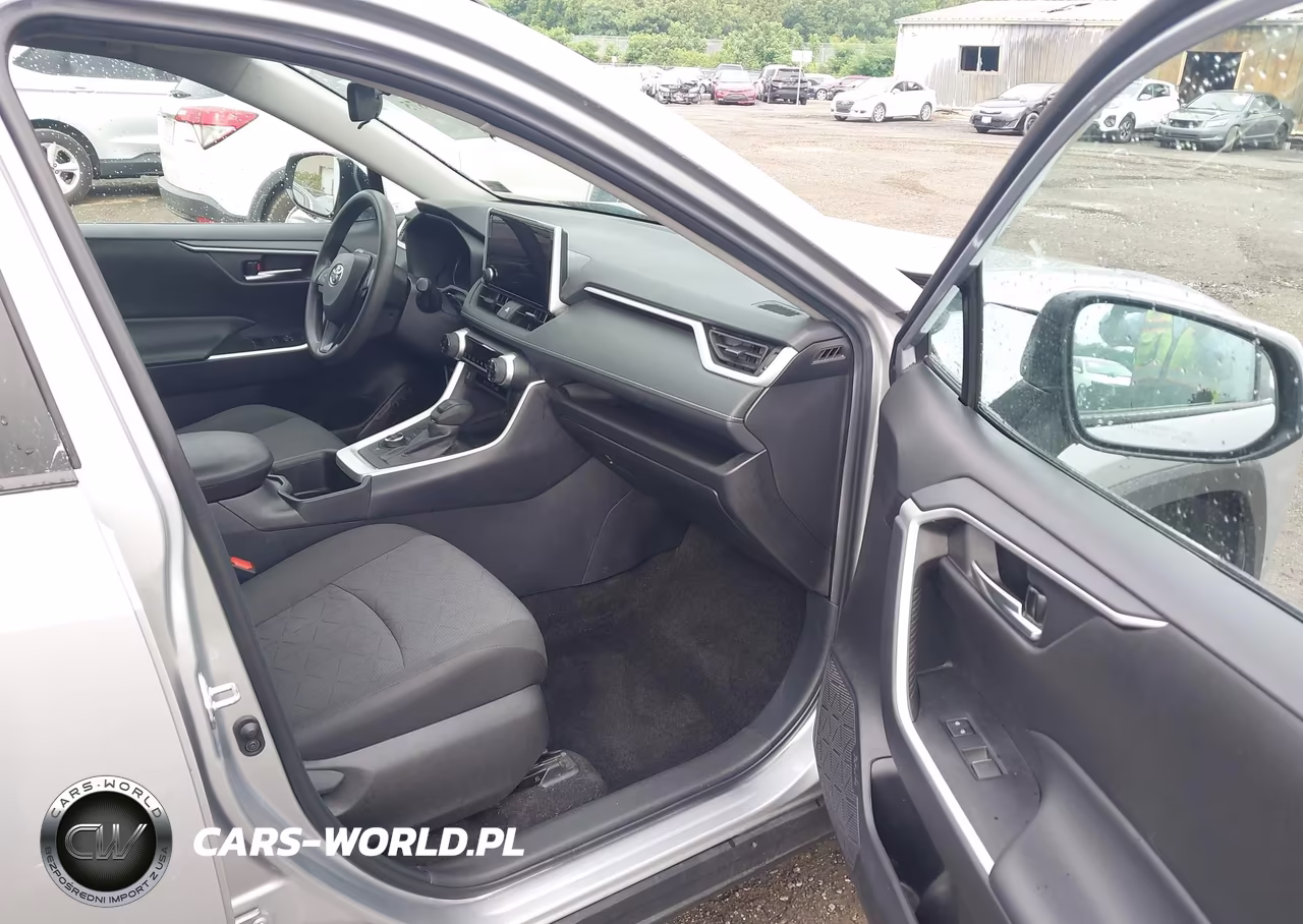 2024 Toyota Rav4 Hybrid Xle VIN:2T3RWRFV5RW229814 - 5
