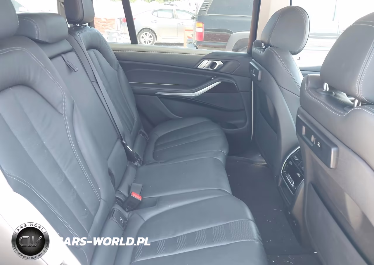 2020 BMW X7 xDrive40I VIN:5UXCW2C08L9B21119 - 8