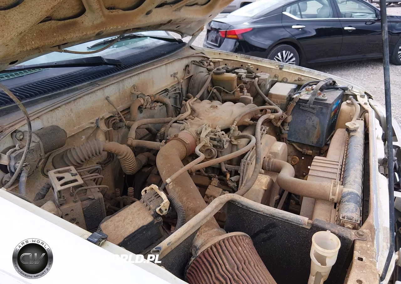 1999 Toyota Tacoma VIN:4TAWN72N8XZ550660 - 14