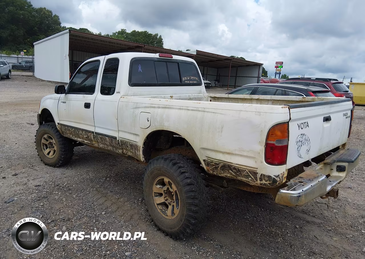 1999 Toyota Tacoma VIN:4TAWN72N8XZ550660 - 3