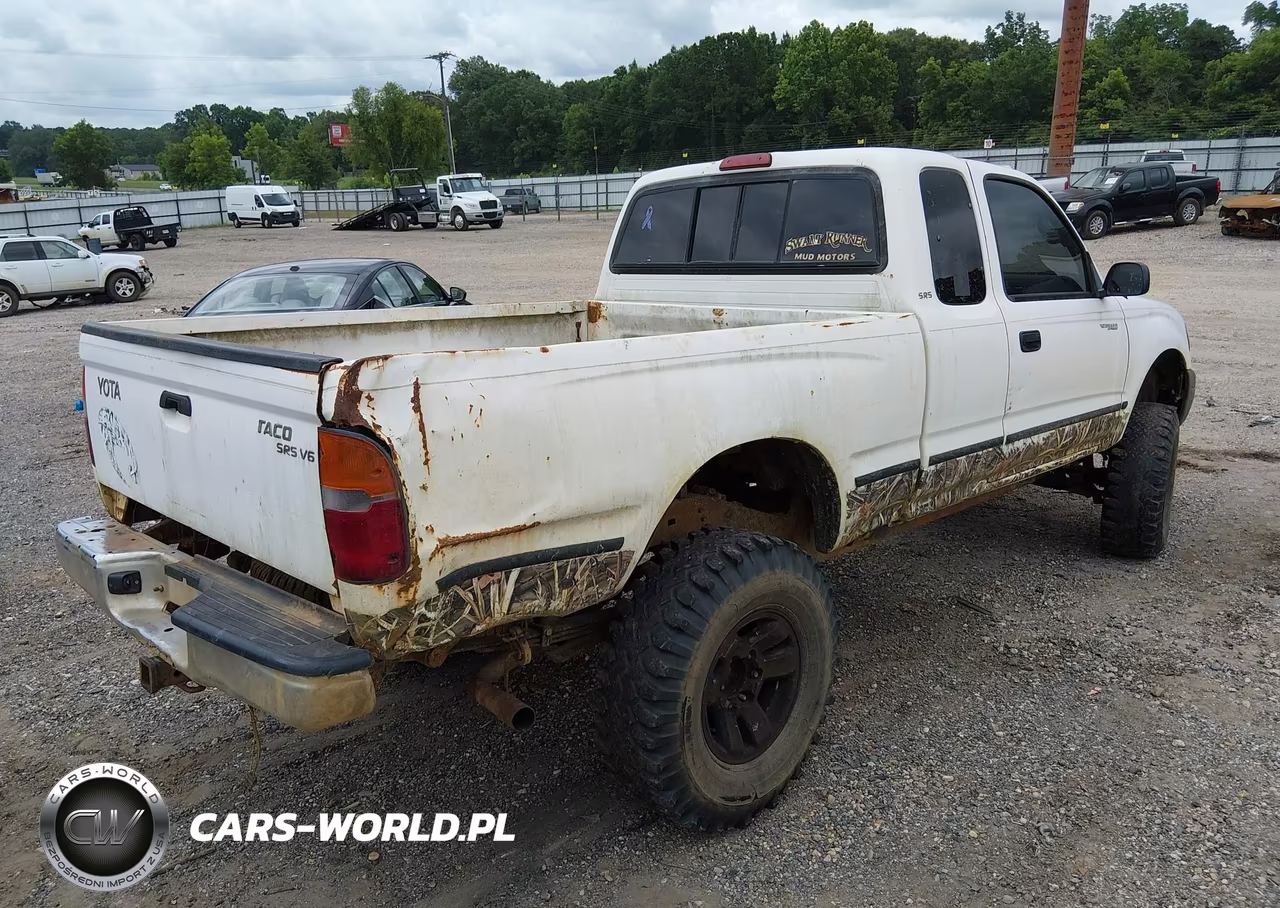1999 Toyota Tacoma VIN:4TAWN72N8XZ550660 - 4