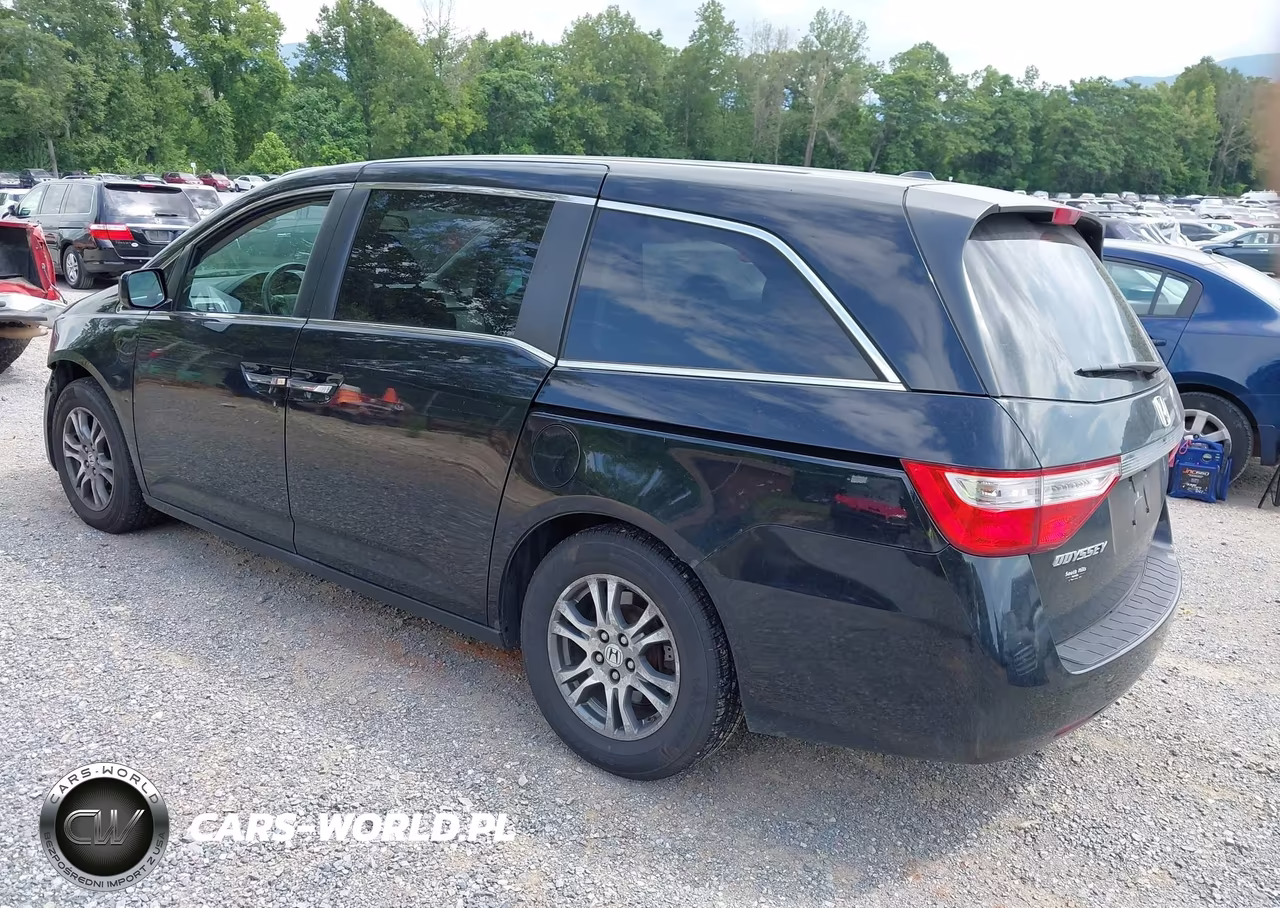 2013 Honda Odyssey Ex-L VIN:5FNRL5H62DB086827 - 3