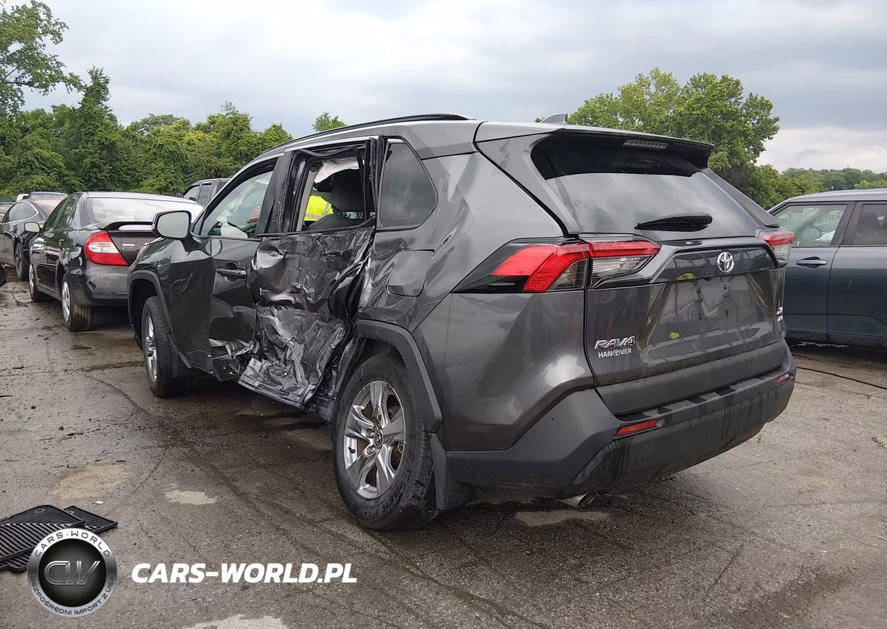 2024 Toyota Rav4 Xle VIN:2T3P1RFV6RC401095 - 3