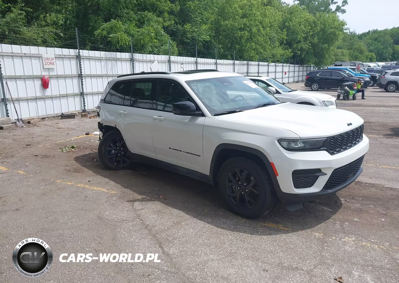 2025 Jeep Grand Cherokee Altitude X 4X4