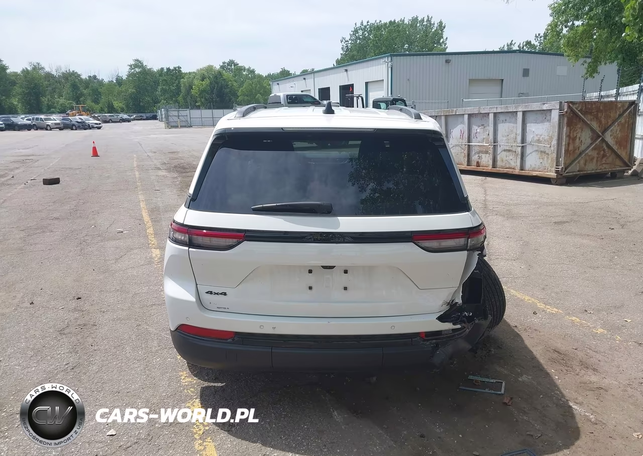 2025 Jeep Grand Cherokee Altitude X 4X4 VIN:1C4RJHAG3SC310756 - 16