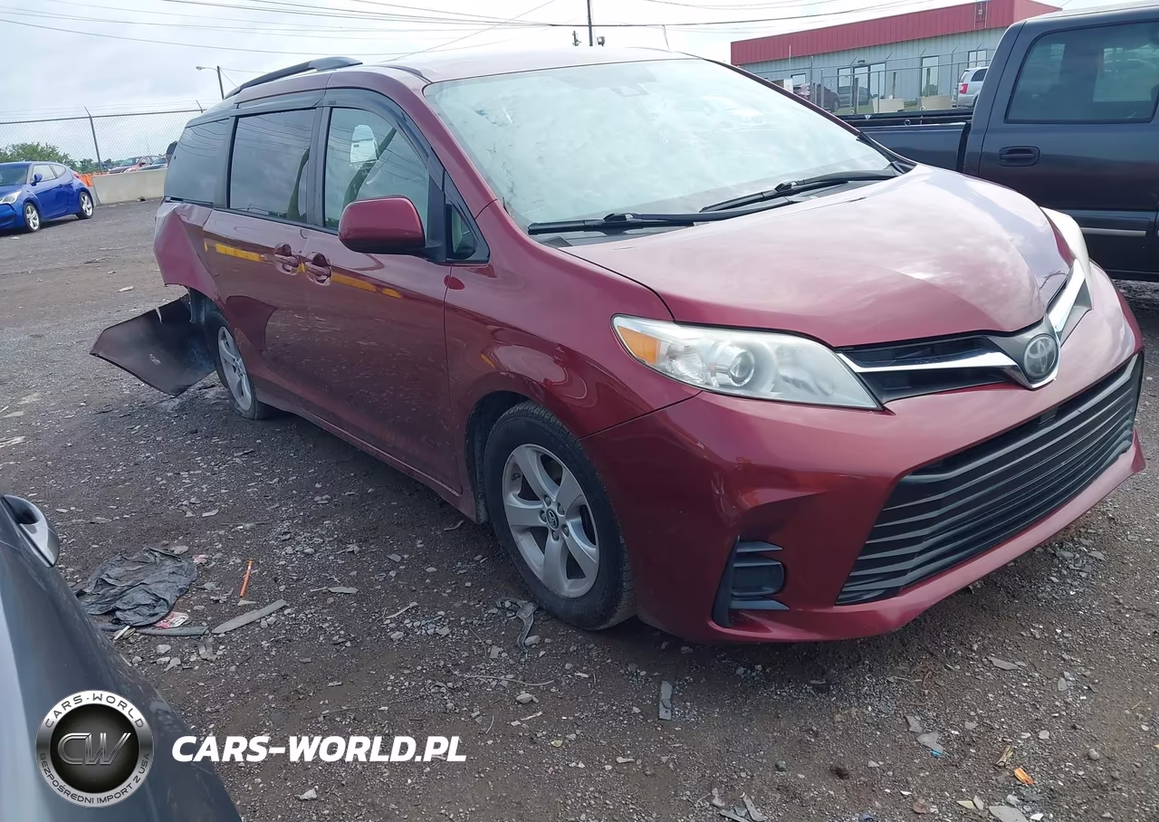 2018 Toyota Sienna Le 8 Passenger – zdjęcie 1 z 16