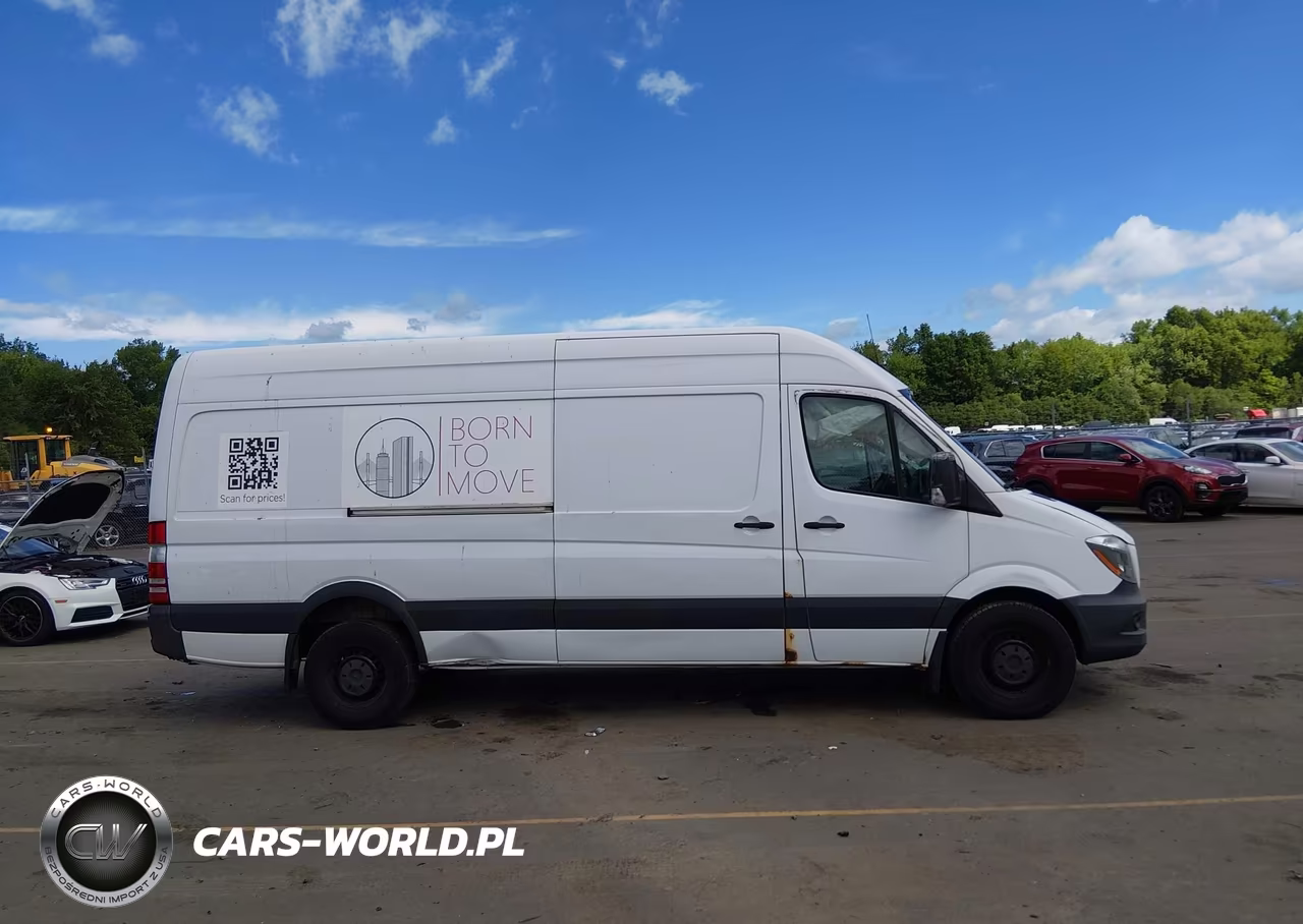2017 Mercedes-Benz Sprinter 2500 High Roof V6 VIN:WD3PE8CD7HP529651 - 13
