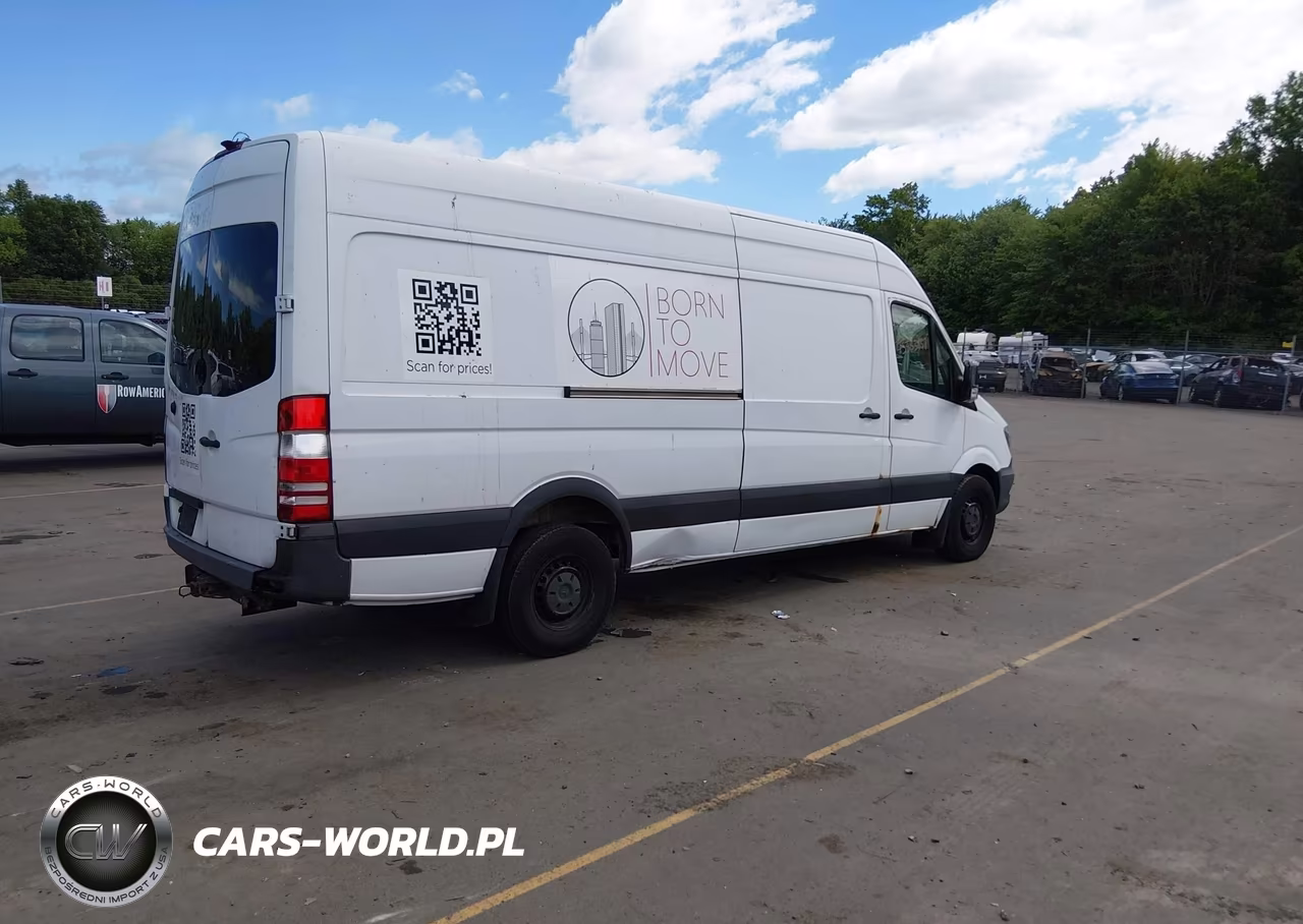2017 Mercedes-Benz Sprinter 2500 High Roof V6 VIN:WD3PE8CD7HP529651 - 4