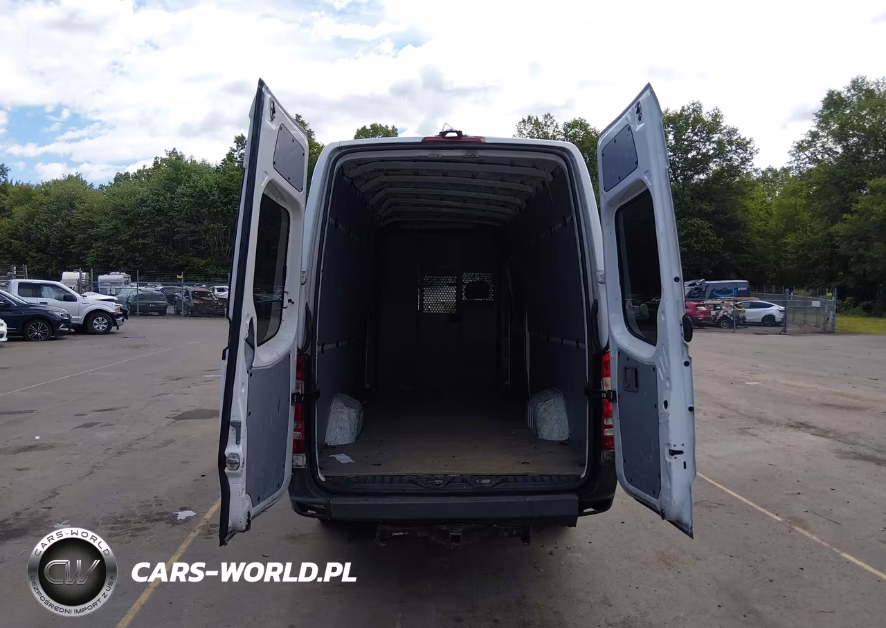 2017 Mercedes-Benz Sprinter 2500 High Roof V6 VIN:WD3PE8CD7HP529651 - 8