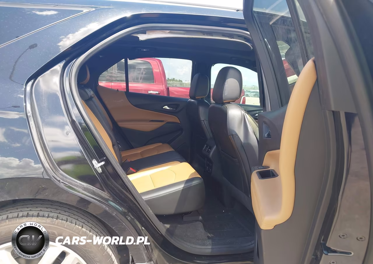 2018 Chevrolet Equinox Premier VIN:2GNAXMEV2J6142636 - 8